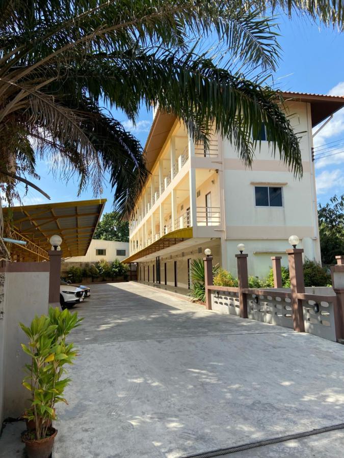 Jirasin Hotel&Apartment Ranong Exterior foto