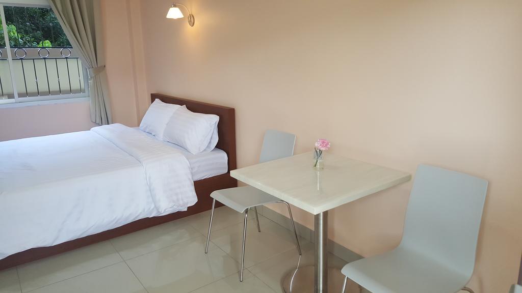 Jirasin Hotel&Apartment Ranong Habitación foto